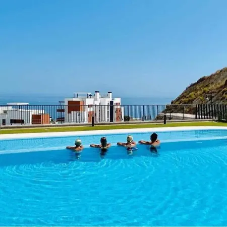 Apartment Paradise In *